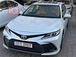 تۆیۆتا کامری